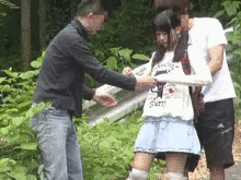 【レ●プGIF】過疎村で起きた小●生ごうかん事件の全貌…女児の無毛マンコに流し込まれる大量のザーメンww