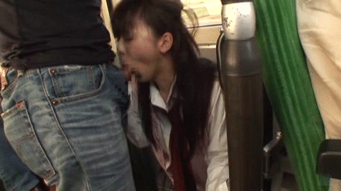【レ●プGIF】乗客全員見て見ぬふり！イカツイDQNな痴漢にバスの中でレ●プされる女子●生ｗｗｗｗ その11
