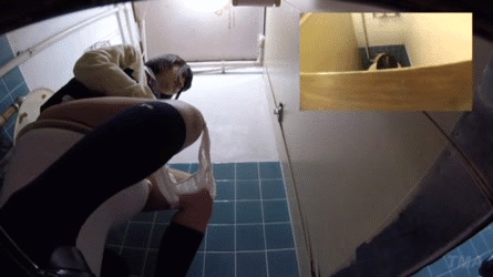 【トイレこじ開けレイプ】おしっこ撒き散らしながら犯される女子高生の姿にトラウマ不可避ｗｗｗｗｗ その3
