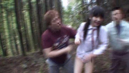 【レ●プGIF】逃げ惑う少女がズタボロに…ガチでドン引きレベルの強かん事件がヤバすぎるｗｗｗｗ その10