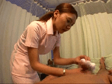 入院患者にオナ○ー見せつけられた看護婦さん…恥ずかしいのに欲情しちゃう本番セッ○スGIF画像